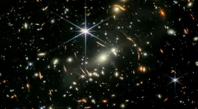 L’alba dell’universo nelle immagini del telescopio Webb 